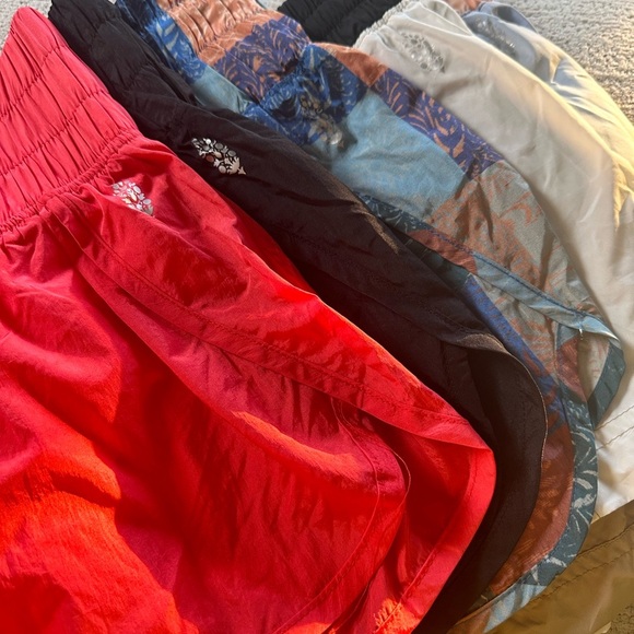 LOT 5 pcs FREE PEOPLE FP Movement 3-High Waist Athletic Shorts 2-Reg - Picture 4 of 11